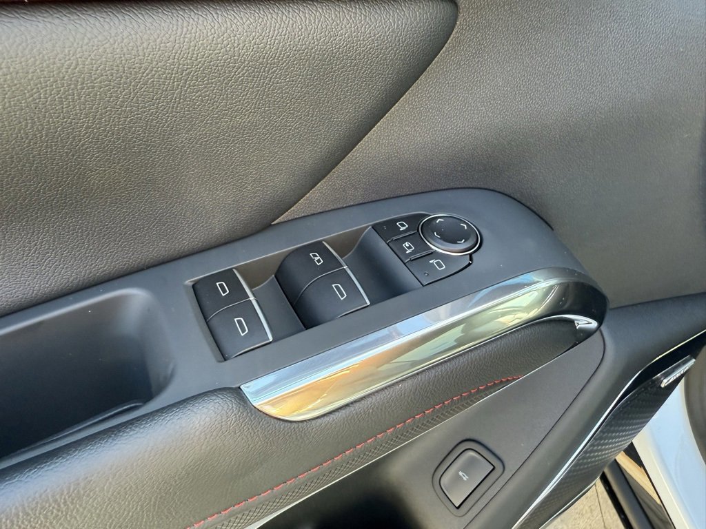 New 2026 Chevrolet Traverse RS w/ LPO, Floor Liner Package image 11