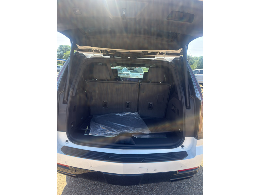 Used 2025 Cadillac Escalade Sport w/ Touring Package AWD/4WD image 14