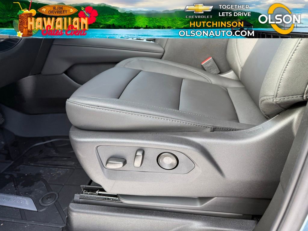 New 2026 Chevrolet Suburban LT w/ Comfort Package image 11