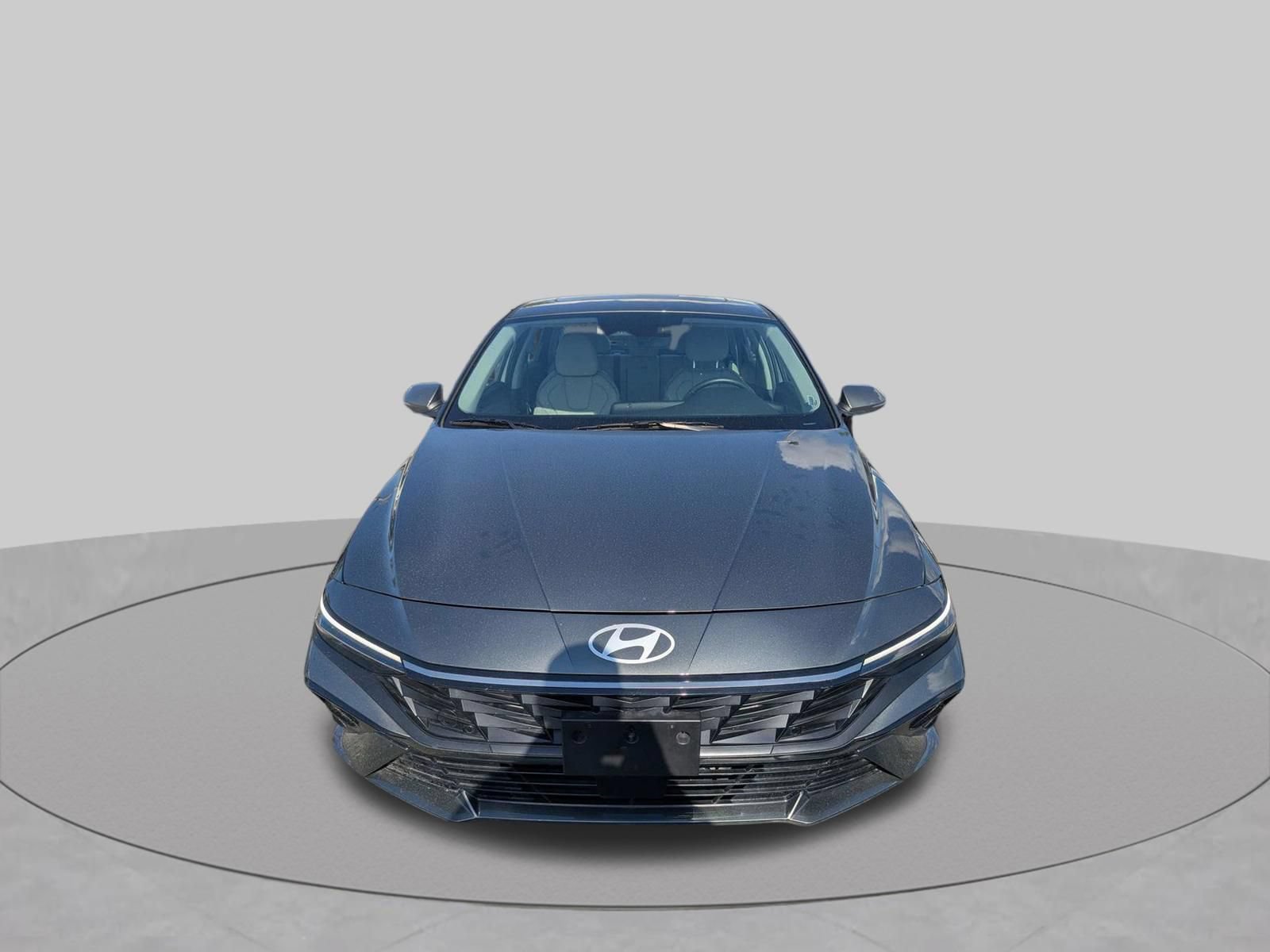 Used 2025 Hyundai Elantra Limited FWD image 9