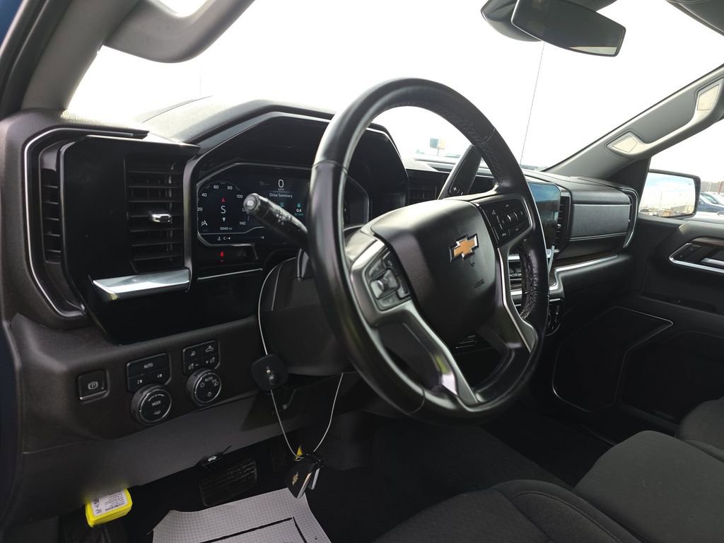 Used 2023 Chevrolet Silverado 1500 LT w/ Max Trailering Package image 11