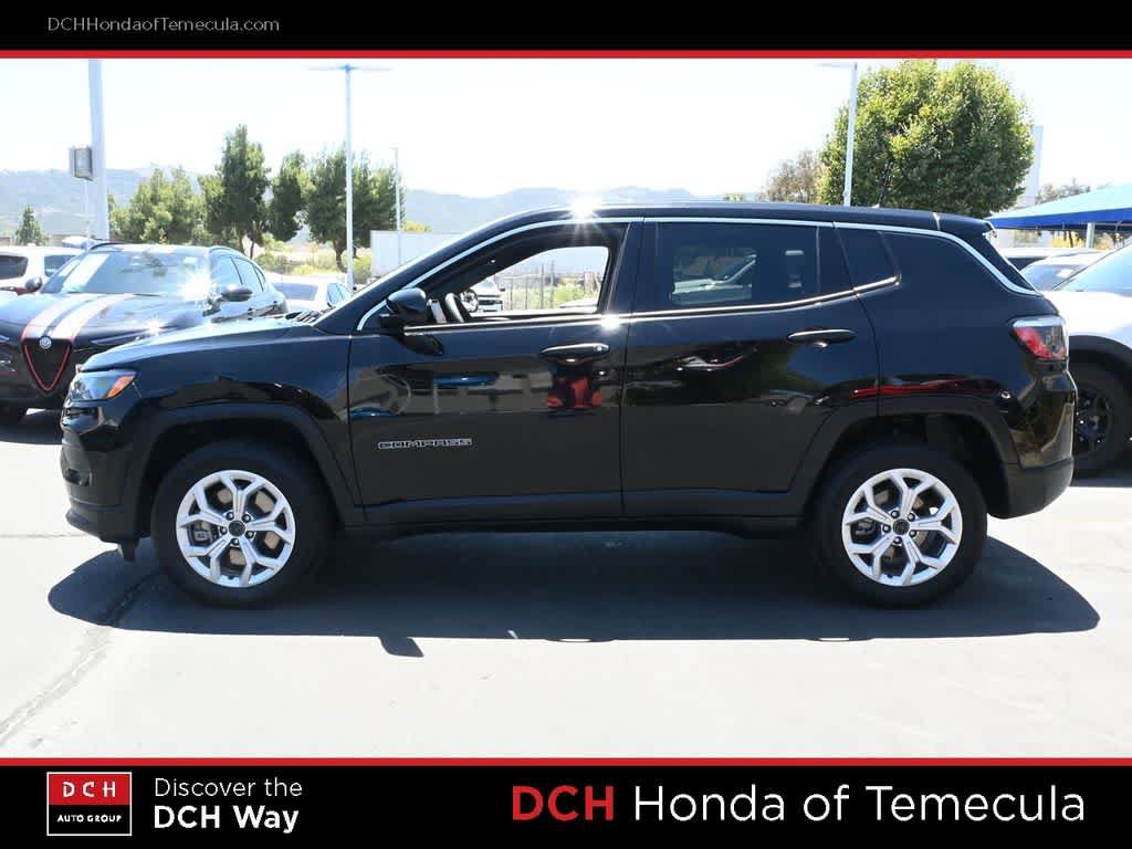 Used 2025 Jeep Compass Sport AWD/4WD image 4