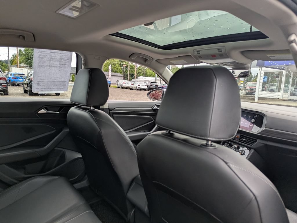 Used 2019 Volkswagen Jetta SEL FWD image 32
