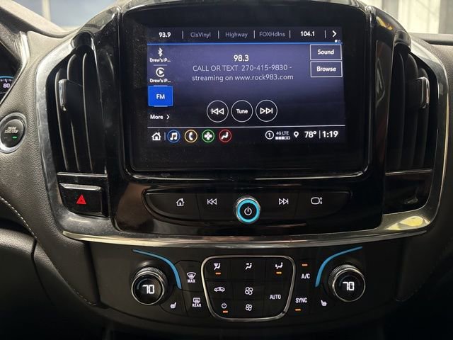 Used 2023 Chevrolet Traverse LT image 8