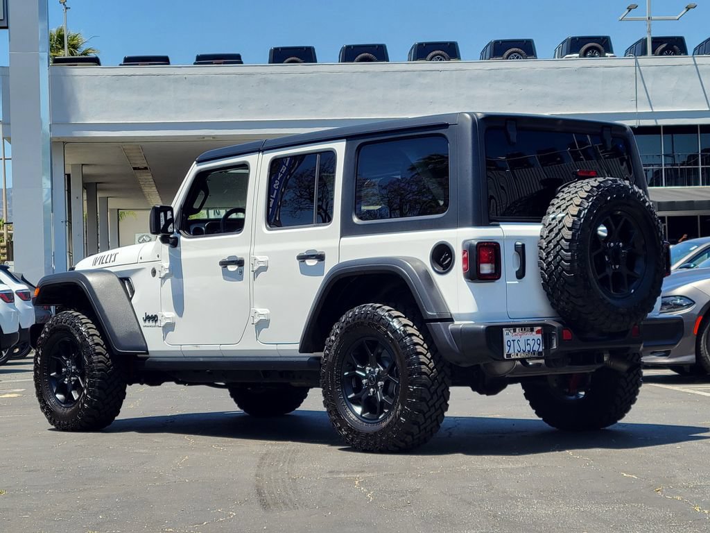 Used 2025 Jeep Wrangler Unlimited Sport AWD/4WD image 2