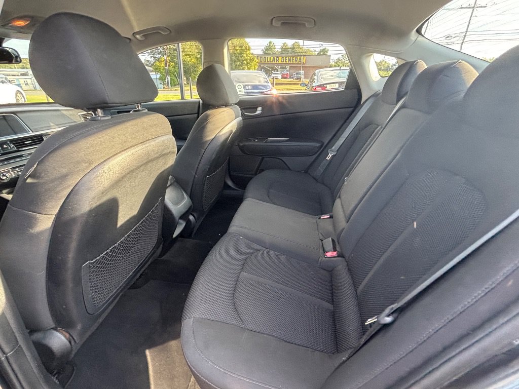 Used 2020 Kia Optima LX FWD image 5