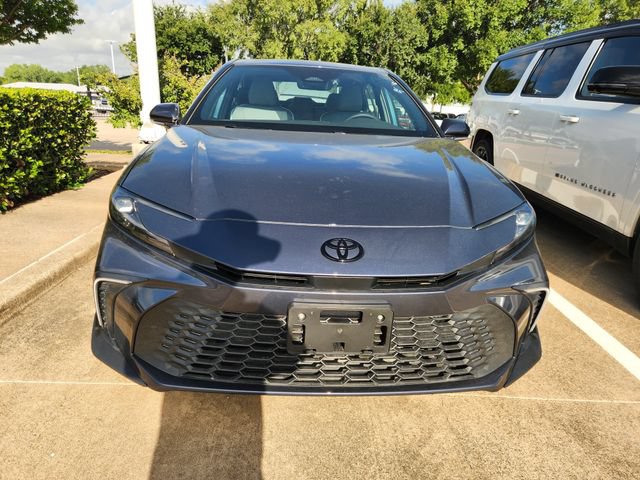 Used 2026 Toyota Camry SE w/ Convenience Package FWD video 2