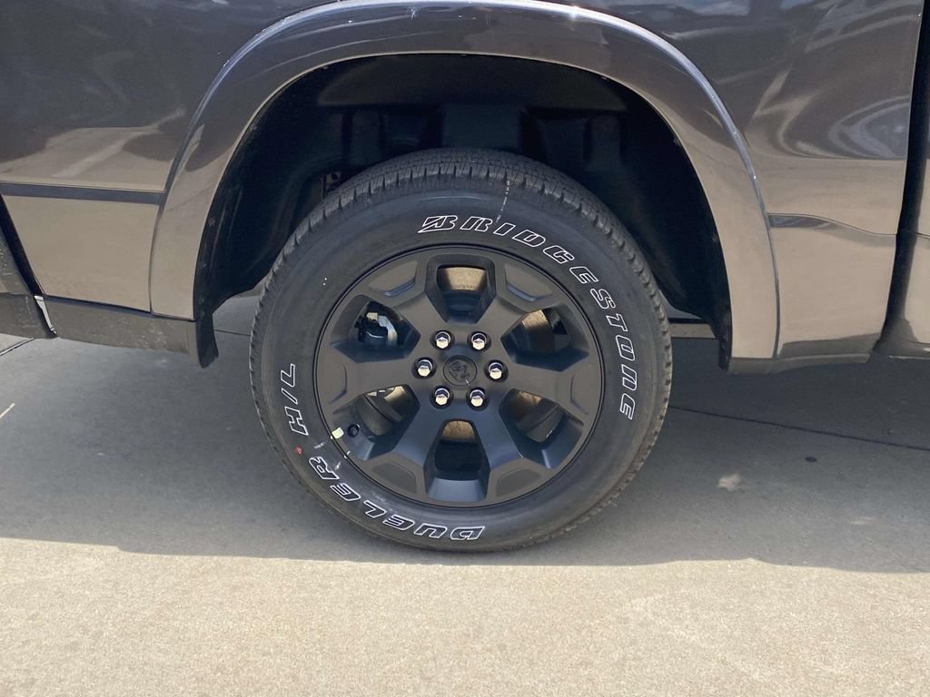 New 2026 RAM 1500 Big Horn AWD/4WD image 8
