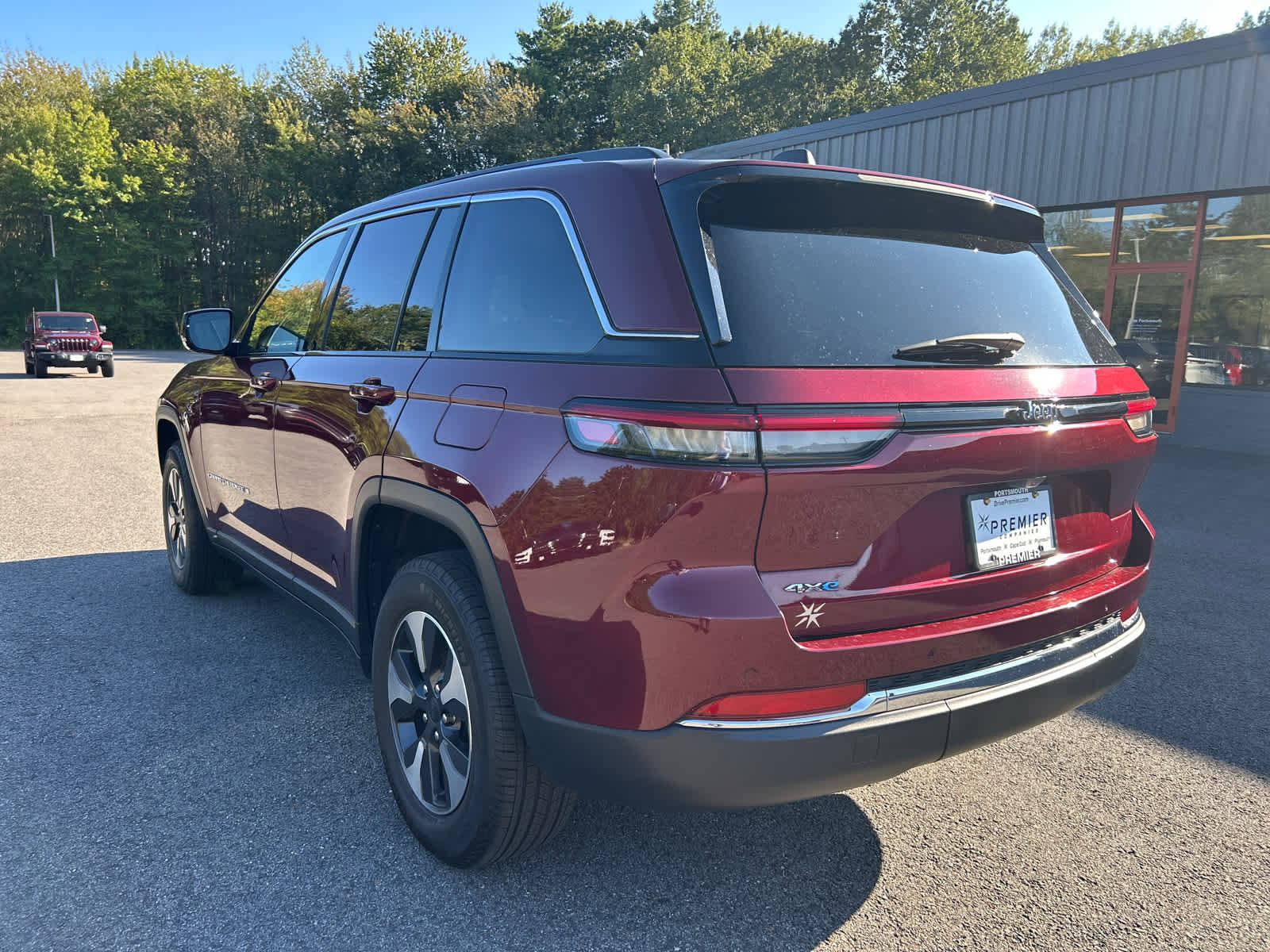 Used 2023 Jeep Grand Cherokee 4WD 4xe image 10