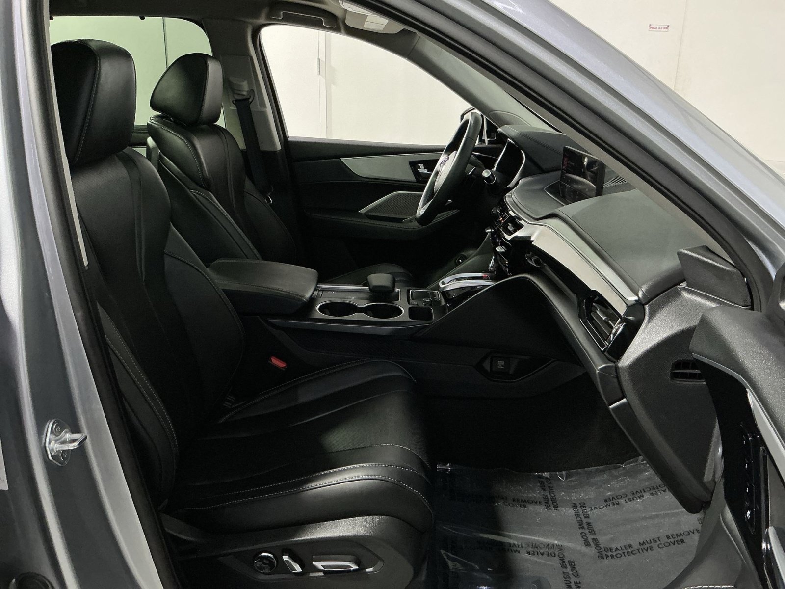 Used 2023 Acura MDX w/ Technology Package AWD/4WD image 28