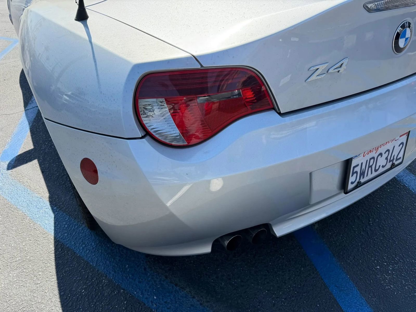 Used 2006 BMW Z4 3.0si image 10