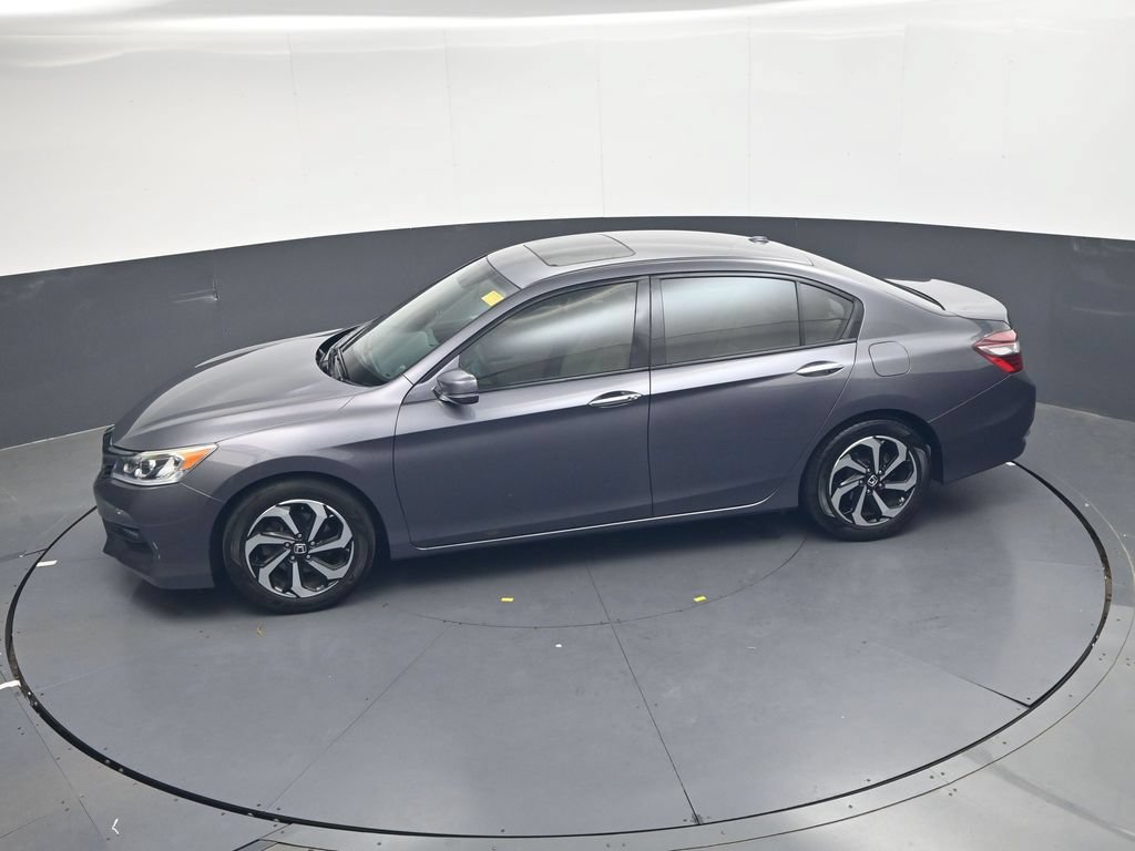 Used 2017 Honda Accord EX image 23