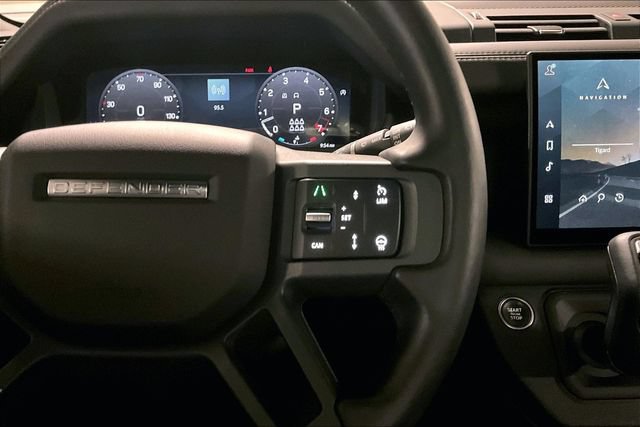 Certified 2025 Land Rover Defender 130 X-Dynamic SE AWD/4WD image 21