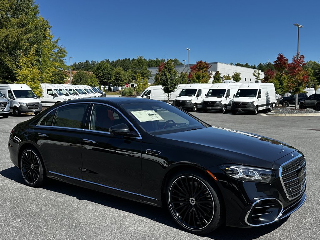 New 2027 Mercedes-Benz S 580 4MATIC Sedan image 2