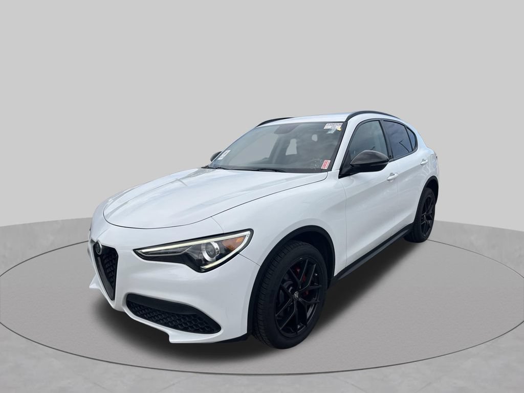Used 2019 Alfa Romeo Stelvio w/ Nero Edizione RWD image 7