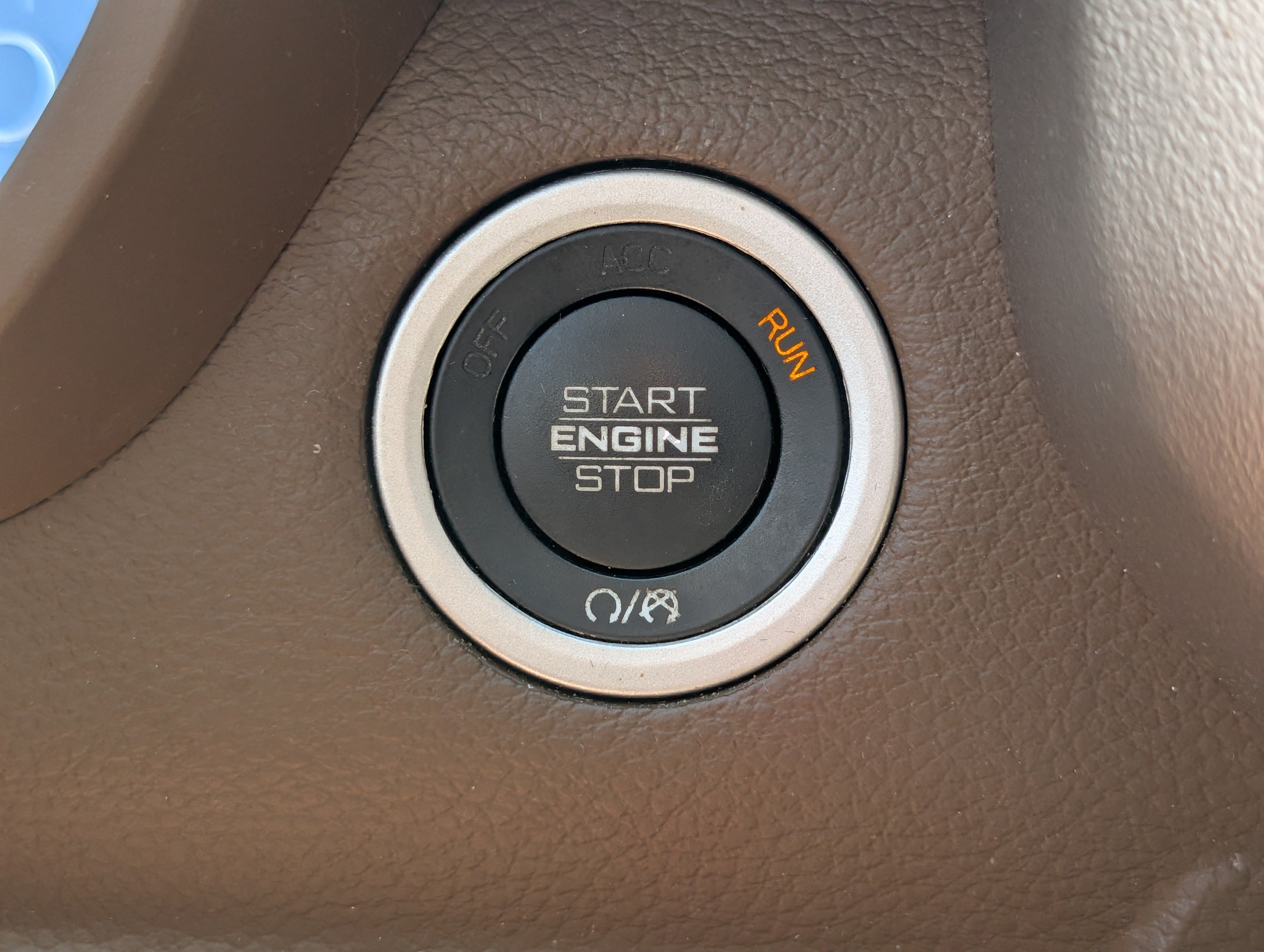 Used 2020 RAM 1500 Laramie AWD/4WD image 29