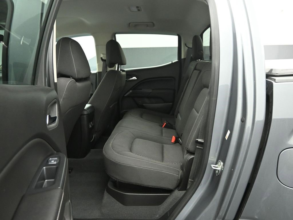 Used 2020 GMC Canyon SLE w/ Driver Alert Package image 19