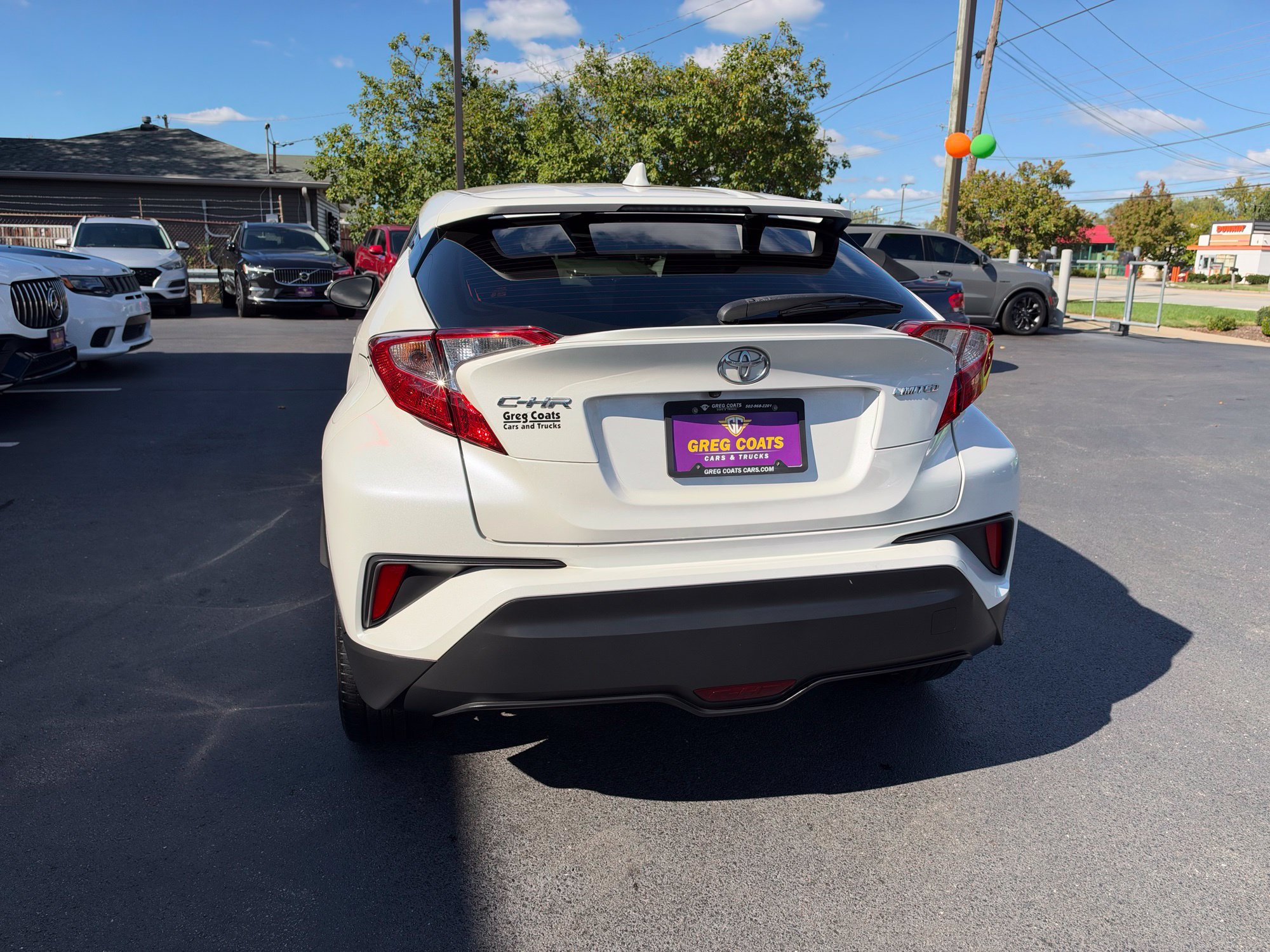 Used 2019 Toyota C-HR Limited FWD image 5