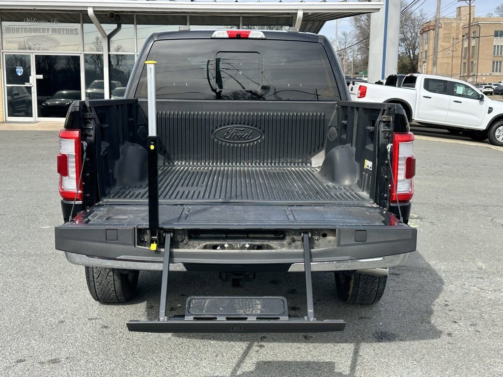 Used 2023 Ford F150 Lariat w/ Max Trailer Tow Package image 9