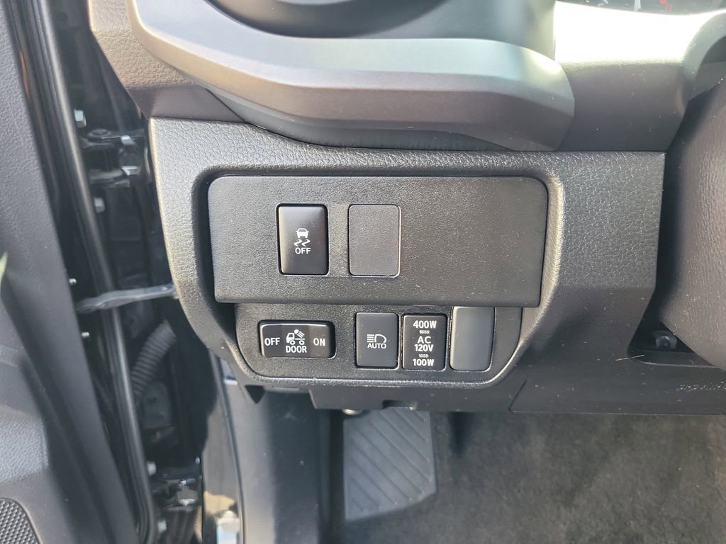 Used 2023 Toyota Tacoma TRD Off-Road AWD/4WD image 20