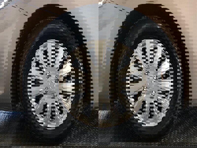 Used 2017 Hyundai Accent SE image 18