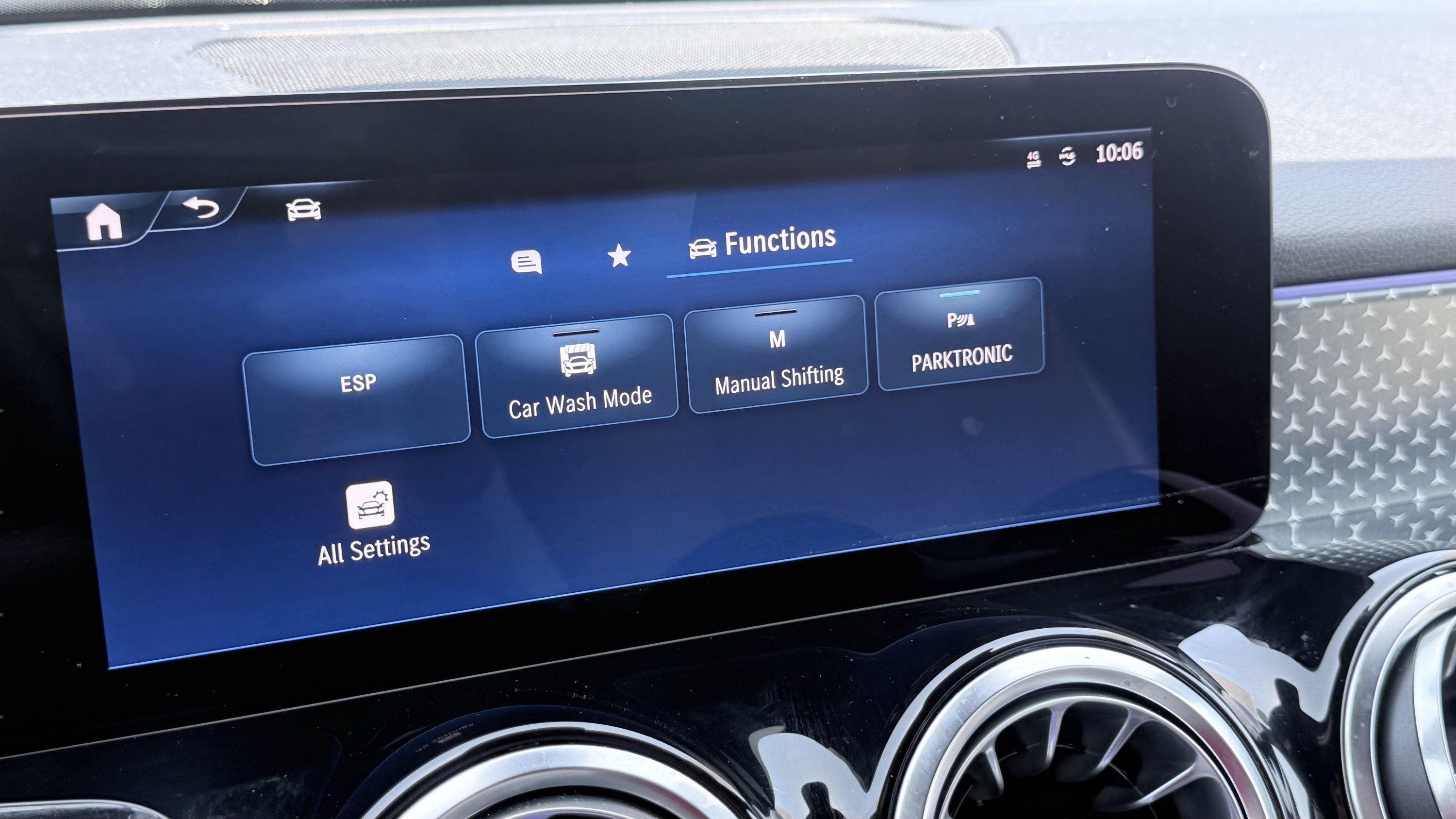 Used 2025 Mercedes-Benz GLB 250 image 76