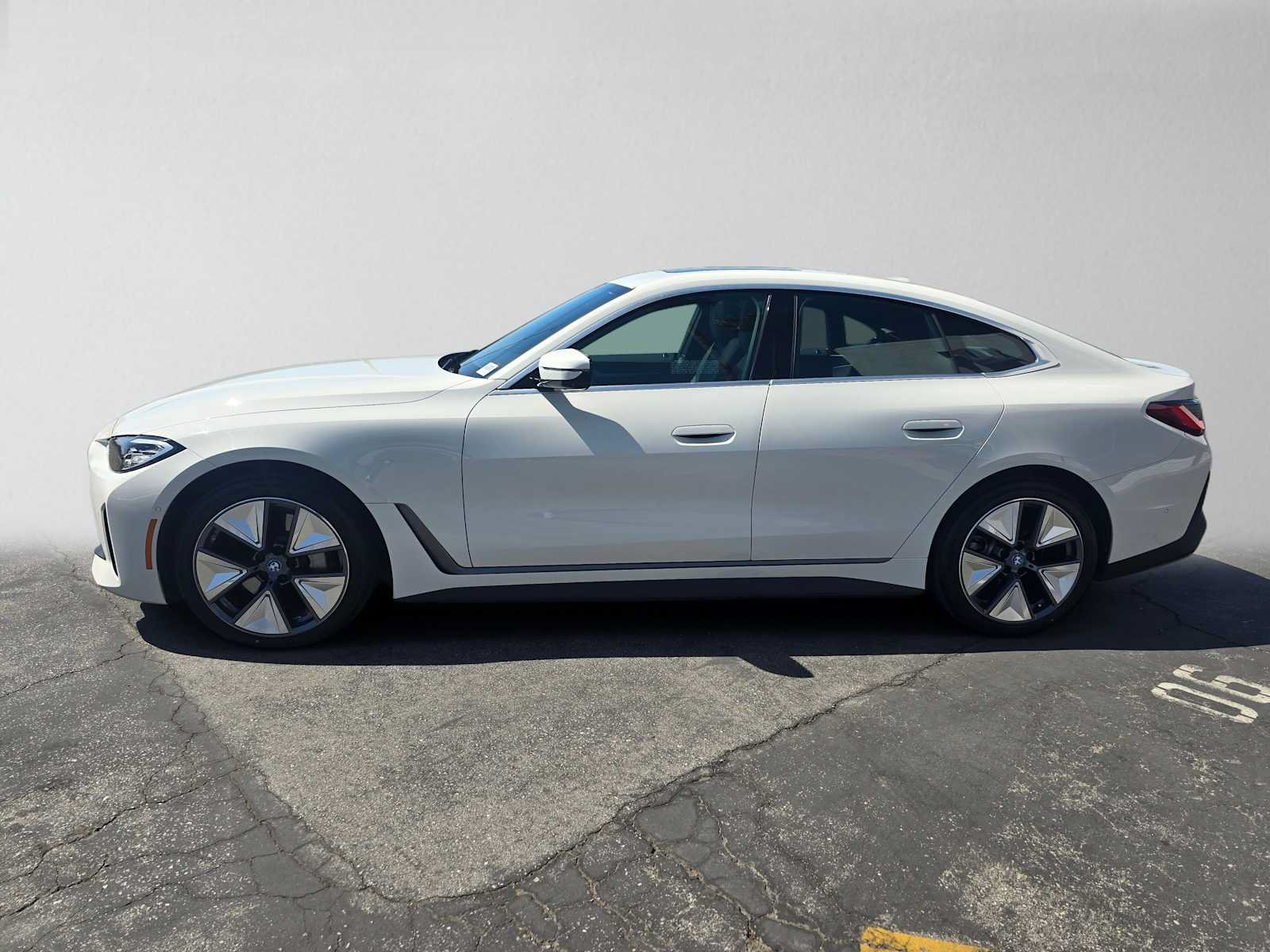 Used 2024 BMW i4 eDrive35 w/ Convenience Package RWD image 6