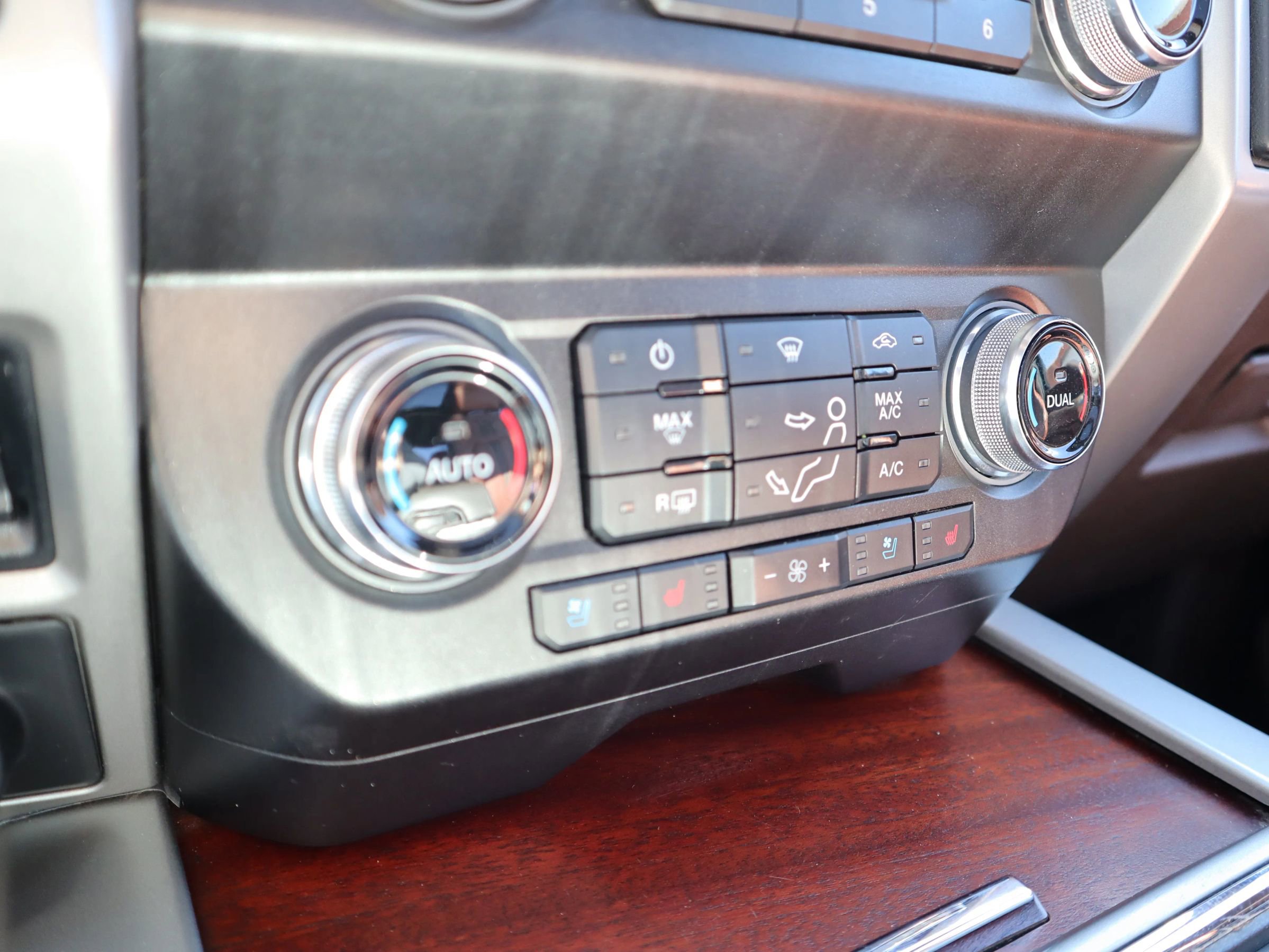 Used 2021 Ford F350 King Ranch w/ King Ranch Ultimate Package image 19