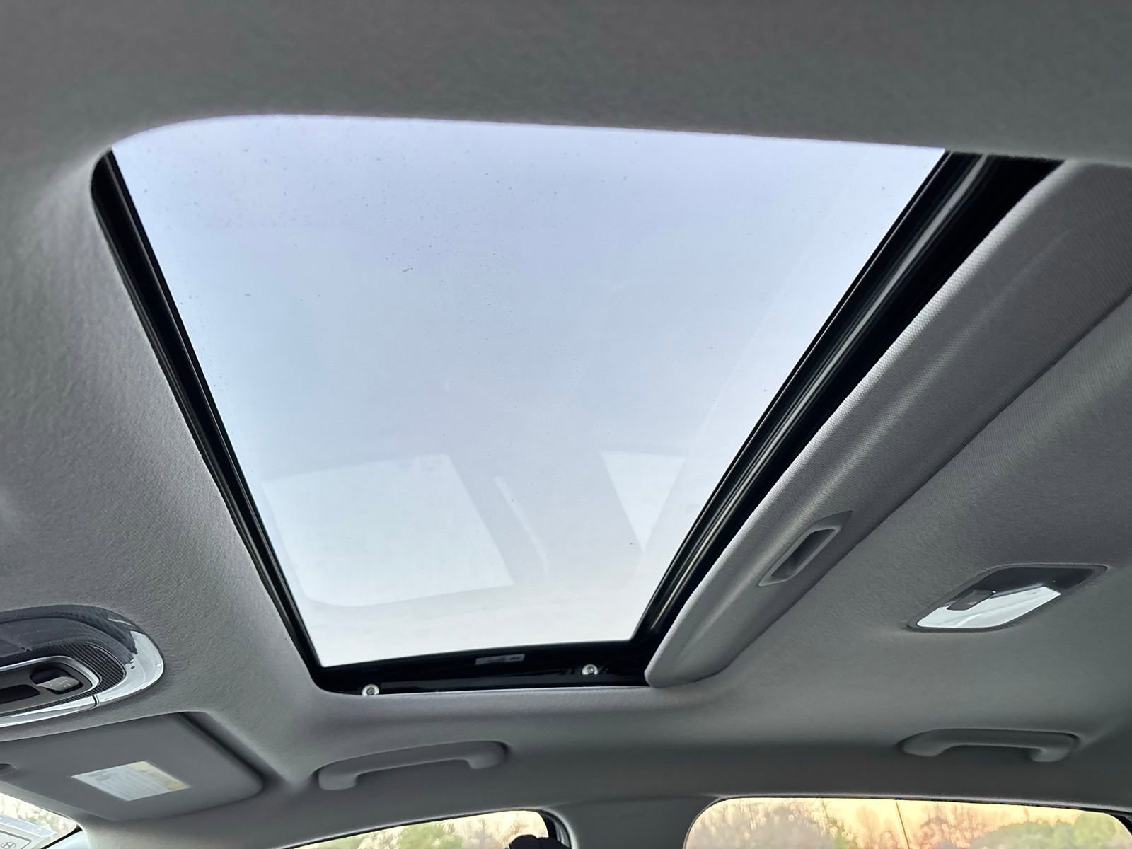 New 2026 Hyundai Elantra Limited image 19