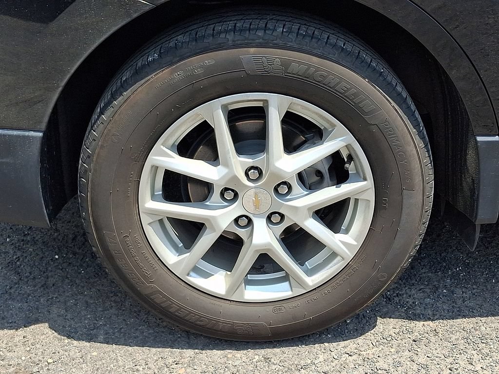Used 2023 Chevrolet Equinox LT FWD image 34
