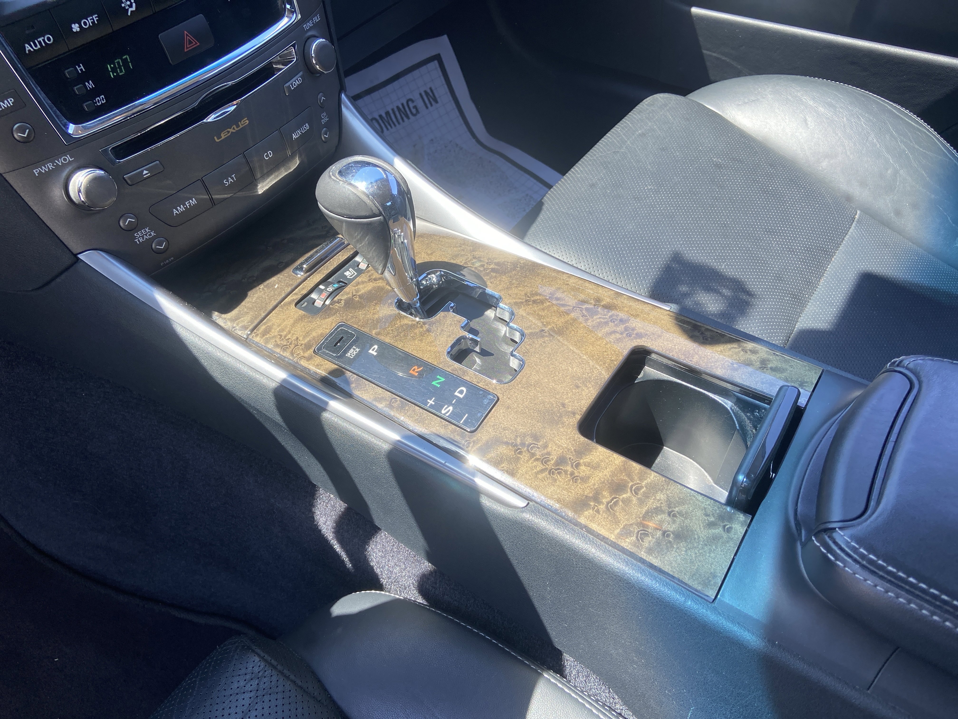 Used 2010 Lexus IS 350C image 15