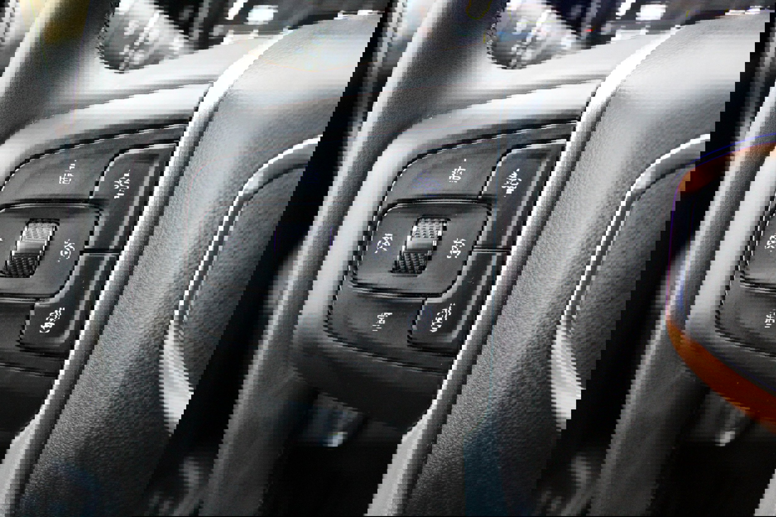 Used 2025 GMC Sierra 3500 SLE w/ SLE Value Package image 26