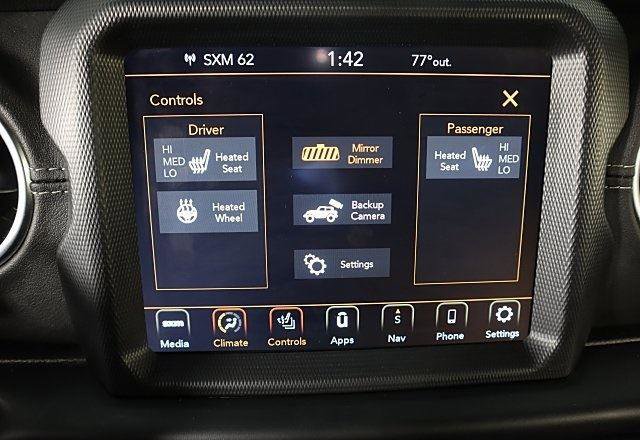 Used 2023 Jeep Wrangler Sahara w/ Cold Weather Group image 28