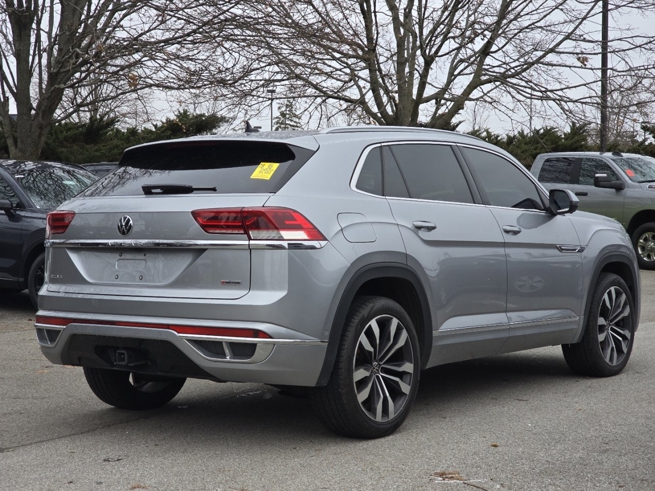 Used 2022 Volkswagen Atlas Cross Sport SEL Premium R-Line image 6