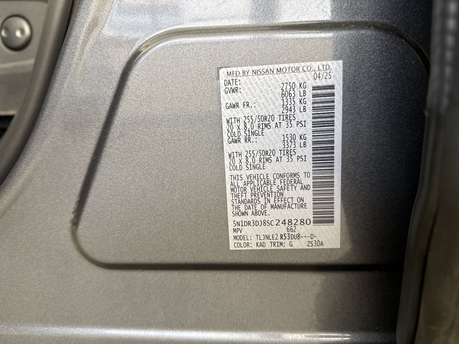 Certified 2025 Nissan Pathfinder Platinum w/ Cargo Package AWD/4WD image 40