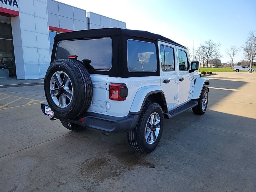 Used 2019 Jeep Wrangler Unlimited Sahara image 5