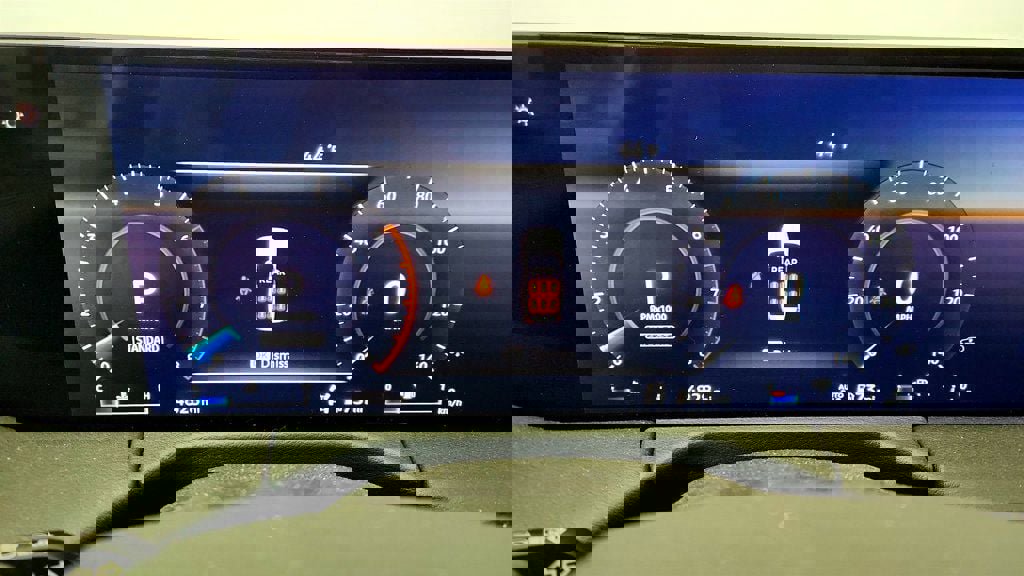 Used 2025 Nissan Armada PRO-4X w/ Pro-4X Premium Package image 15