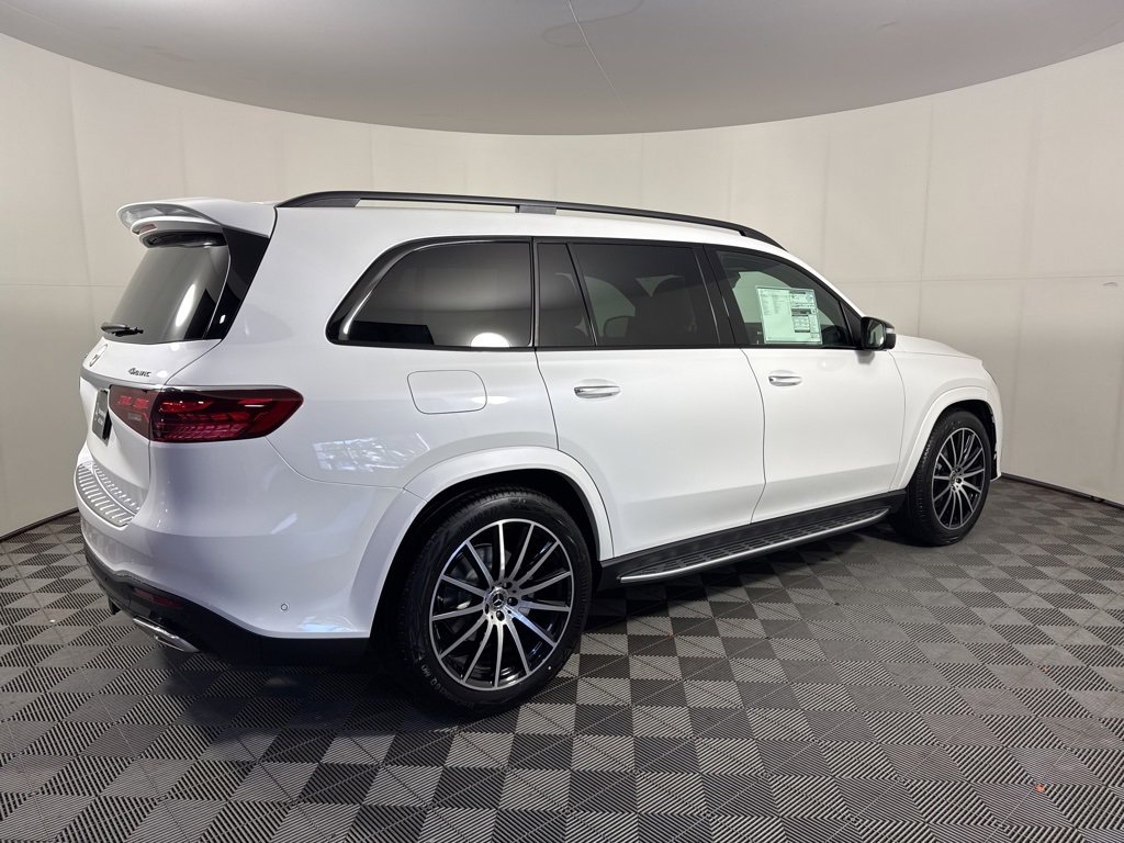 New 2026 Mercedes-Benz GLS 580 4MATIC image 5