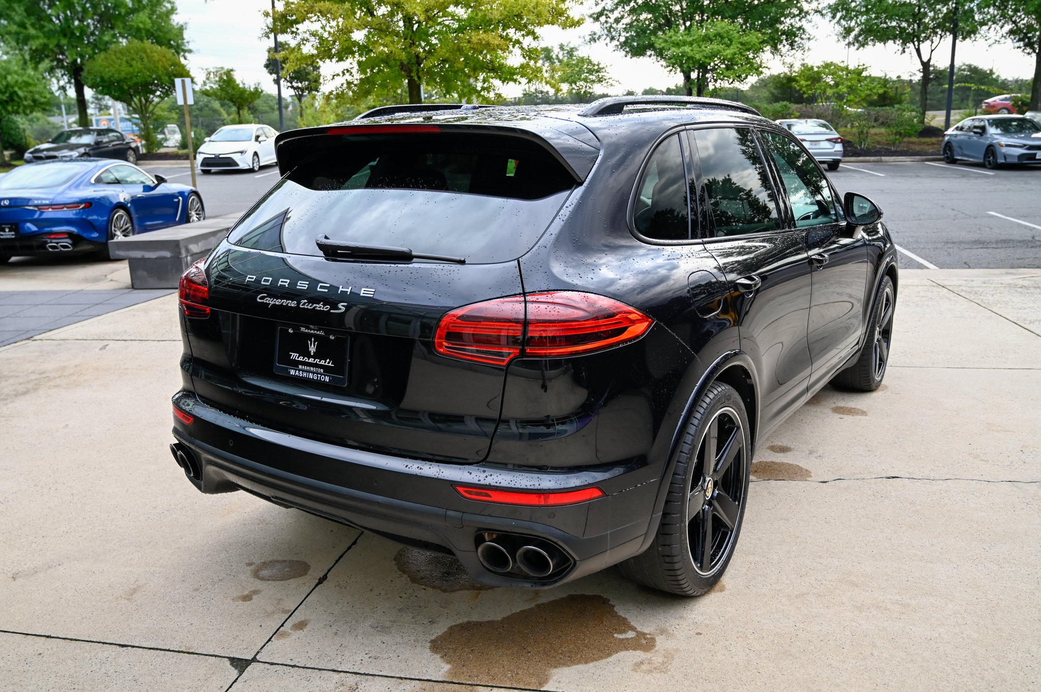 Used 2016 Porsche Cayenne Turbo S AWD/4WD image 5