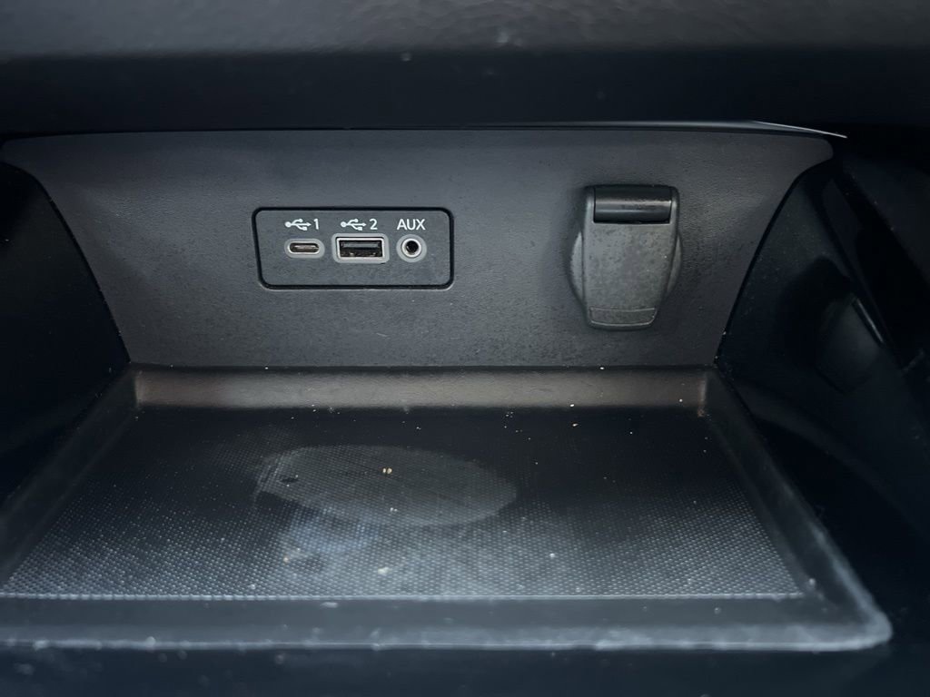 Used 2024 Nissan Altima 2.5 SV image 26