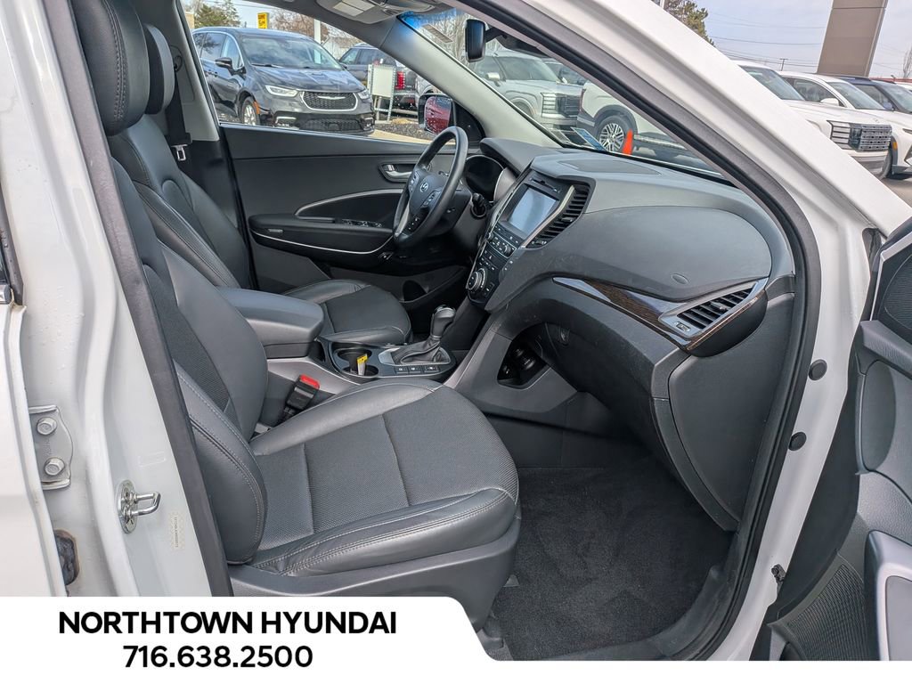 Used 2017 Hyundai Santa Fe Sport w/ 2.0T Ultimate Tech Package 05 image 40