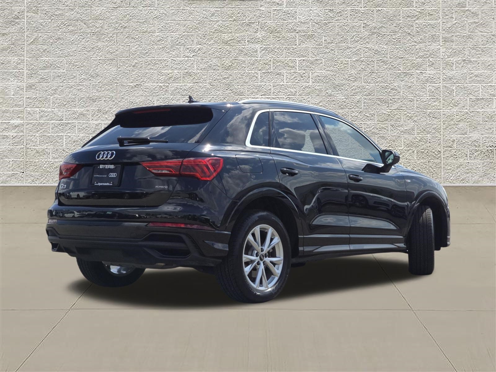 Certified 2025 Audi Q3 2.0T Premium w/ Convenience Package AWD/4WD image 7