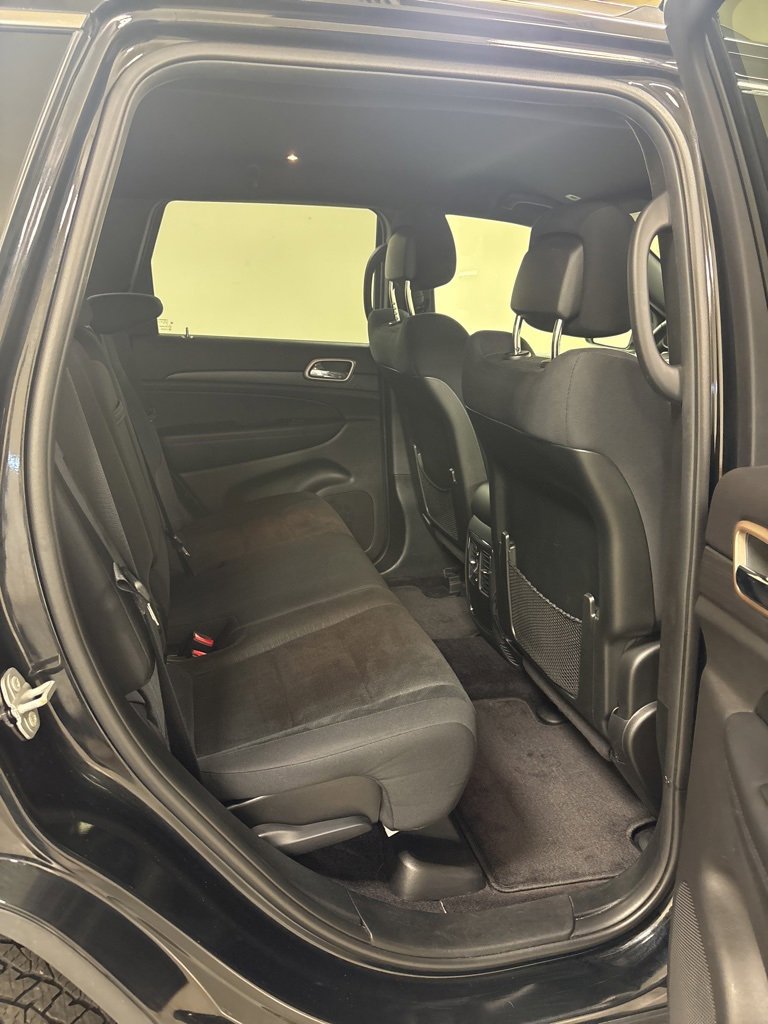 Used 2017 Jeep Grand Cherokee Laredo w/ Quick Order Package 23E image 33