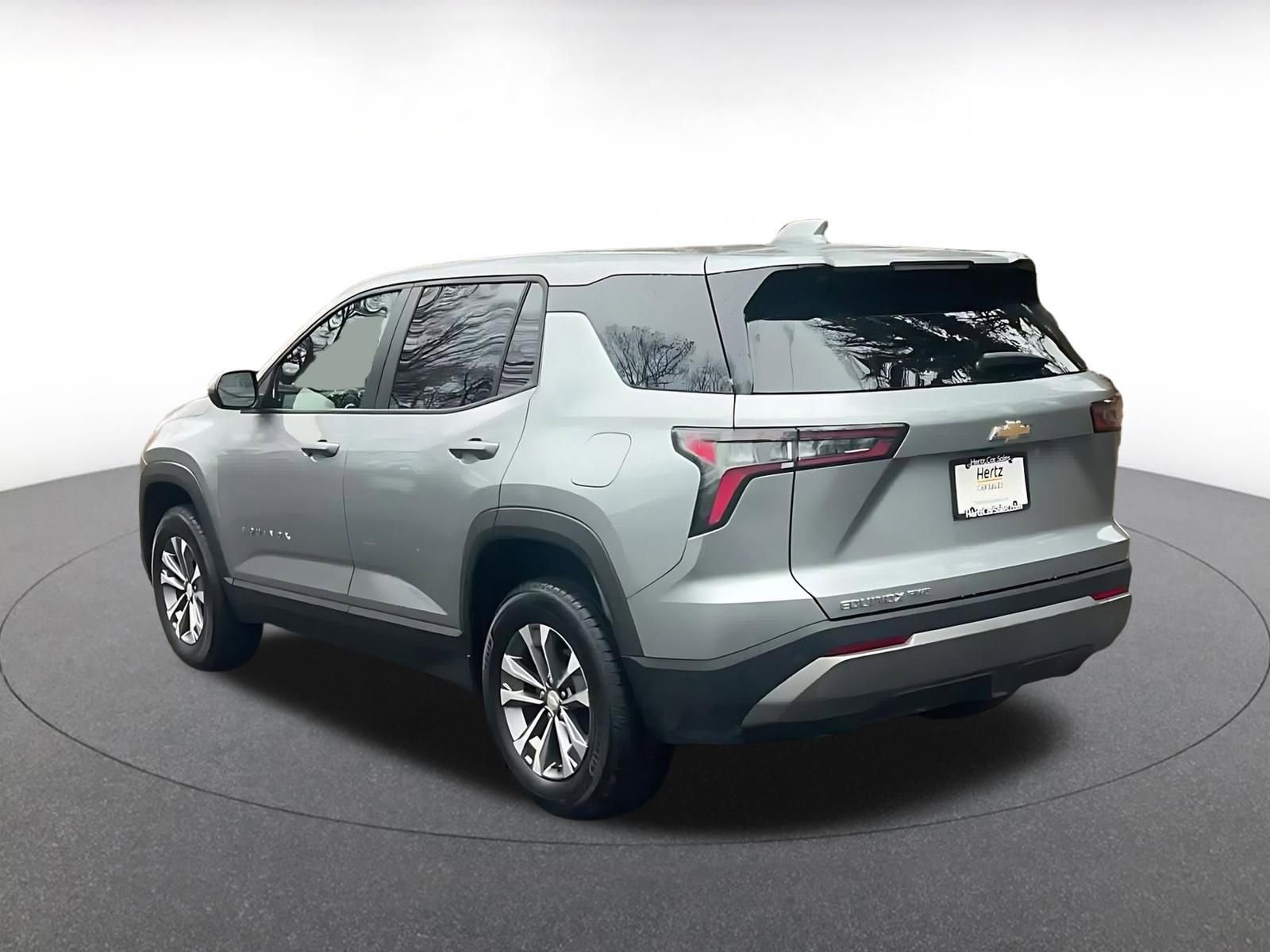 Used 2025 Chevrolet Equinox LT image 11