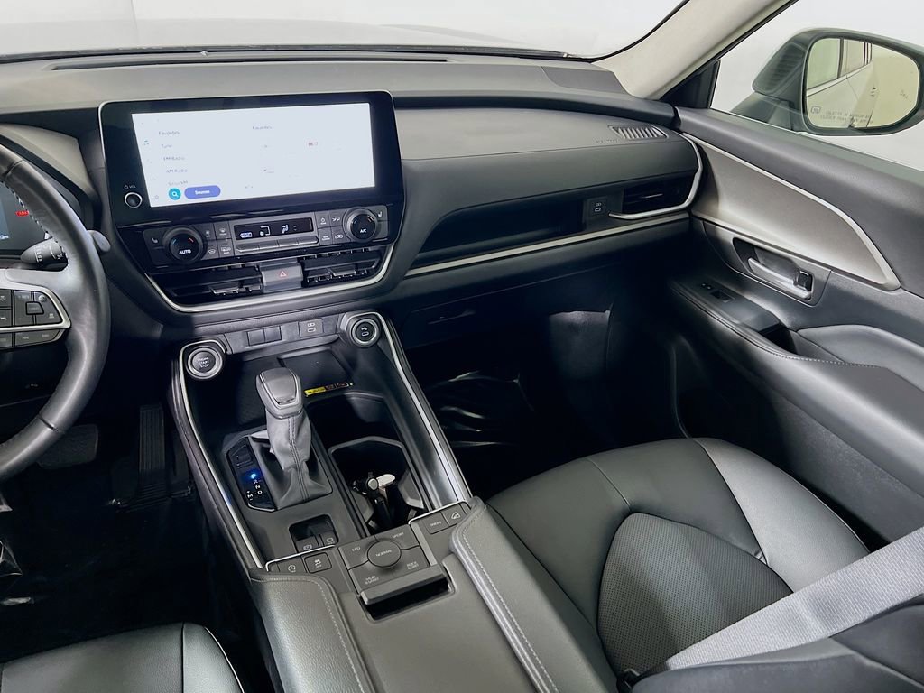 Certified 2025 Toyota Grand Highlander AWD image 21