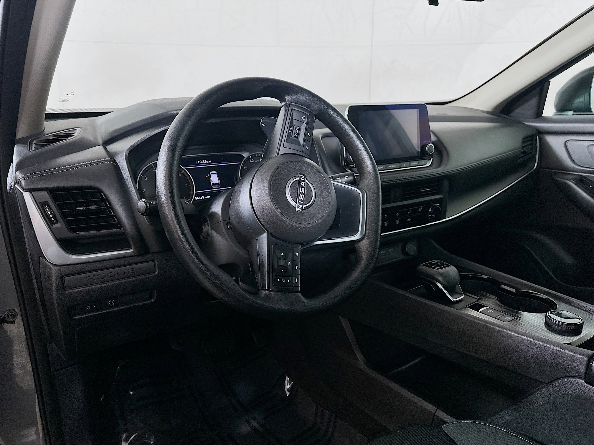Used 2024 Nissan Rogue S AWD/4WD image 9