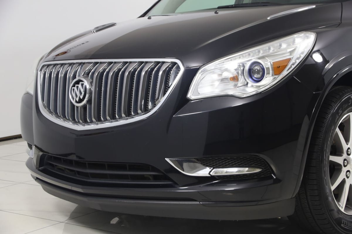 Used 2017 Buick Enclave Leather FWD image 47