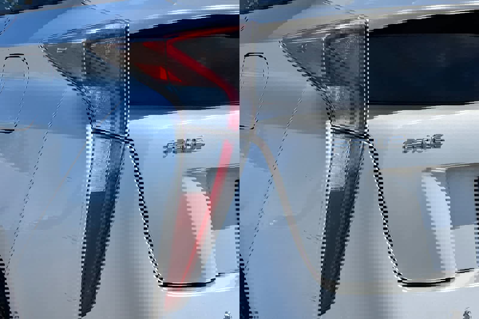 Used 2017 Toyota Prius Two w/ Prius Two Safety Plus Package image 31