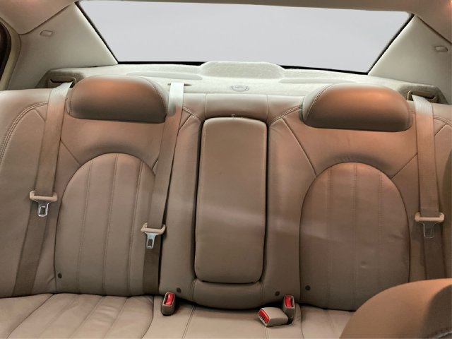 Used 2011 Buick Lucerne CXL FWD image 20