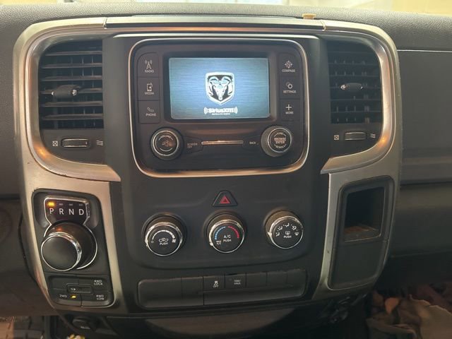 Used 2019 RAM 1500 Classic SLT image 10